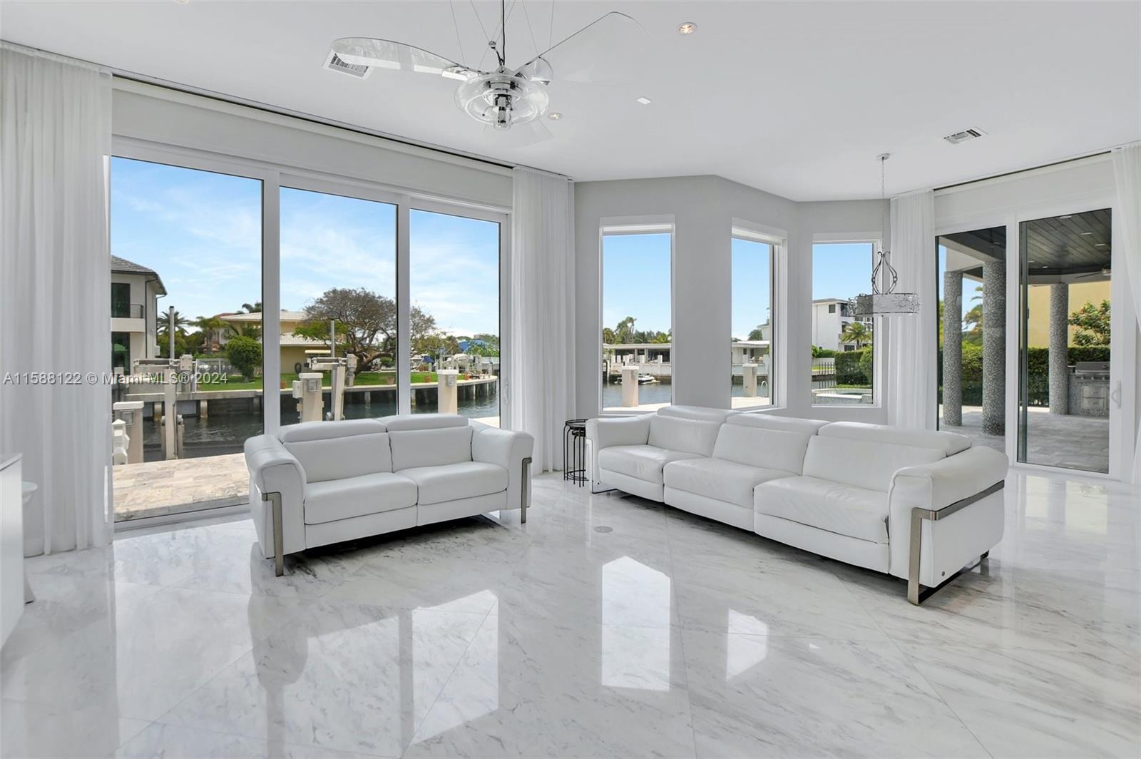 BLUE INLET - Residential