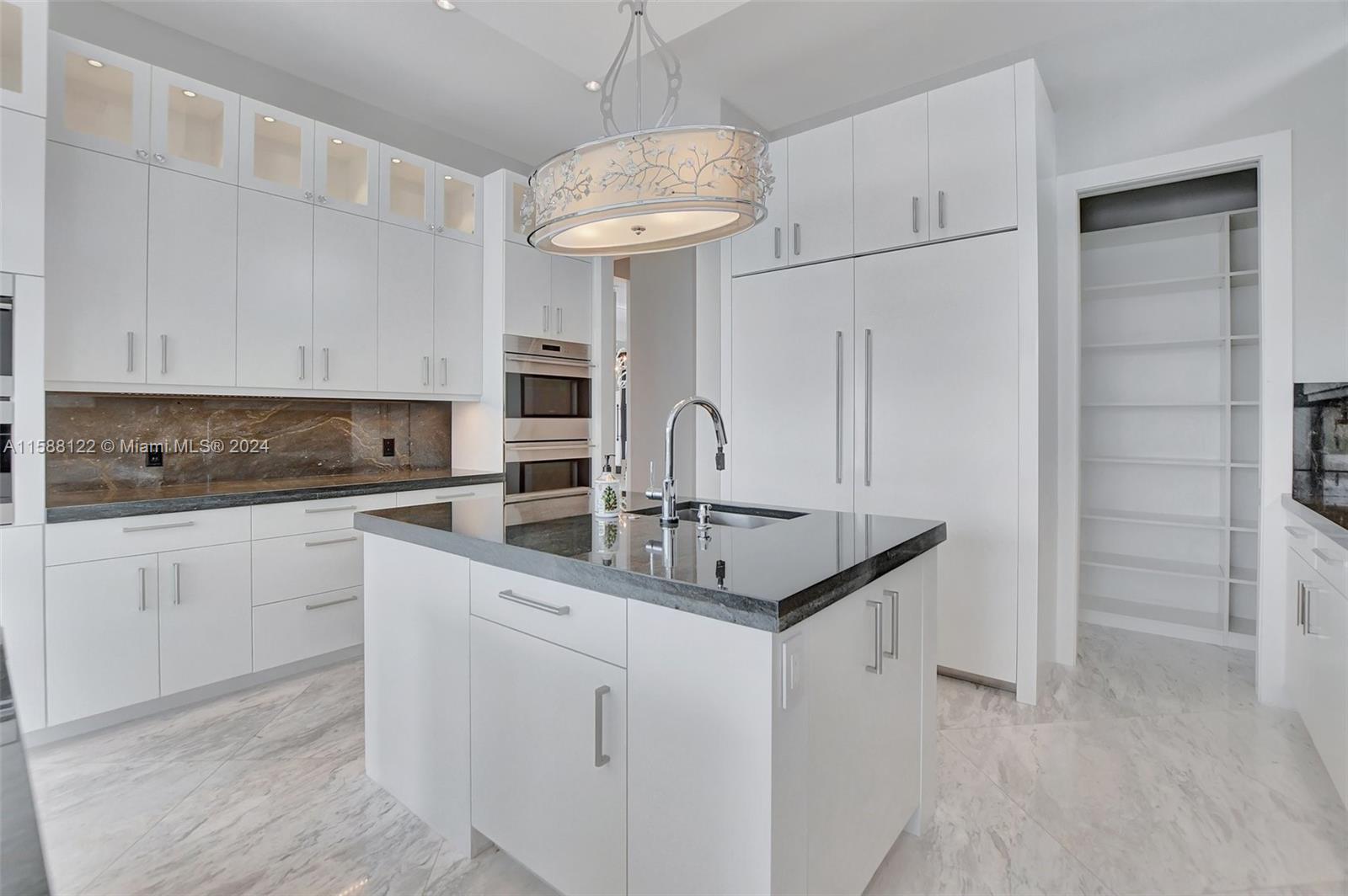 BLUE INLET - Residential