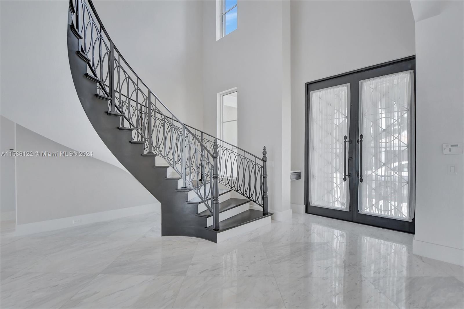 BLUE INLET - Residential