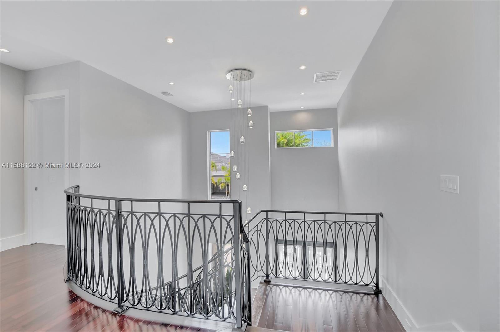 BLUE INLET - Residential