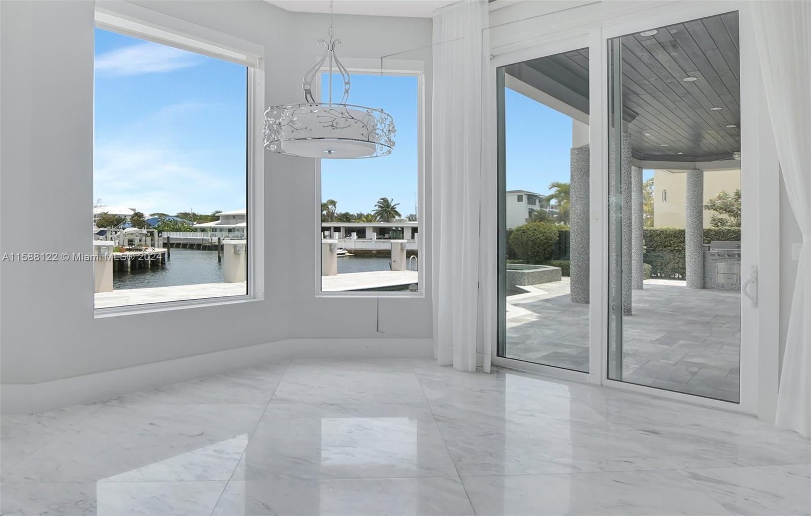 BLUE INLET - Residential