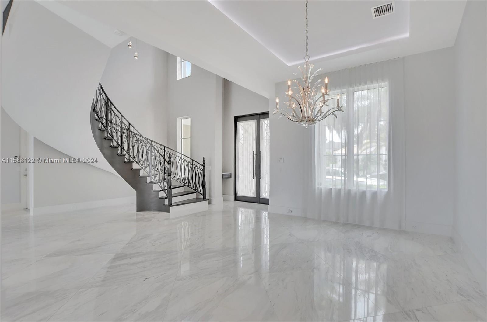 BLUE INLET - Residential