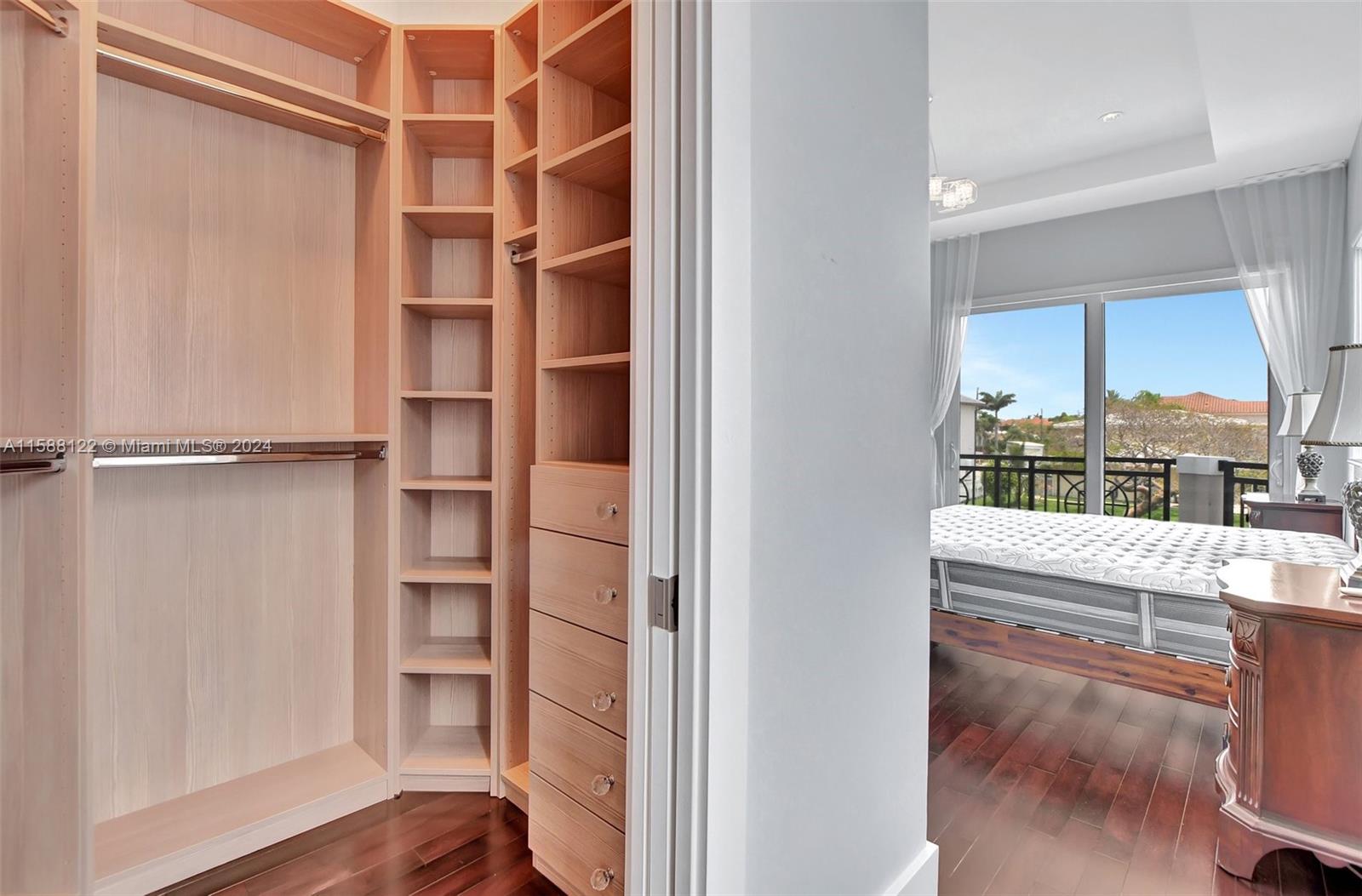 BLUE INLET - Residential