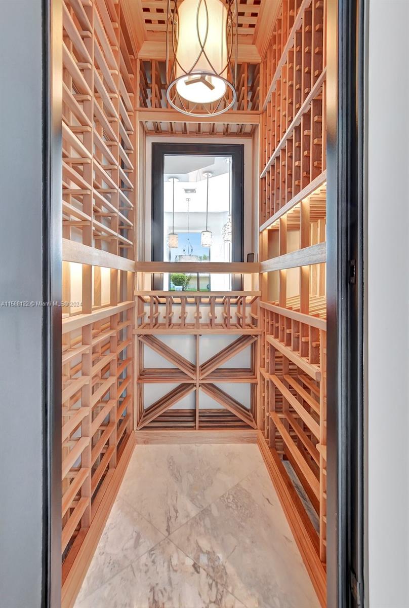 BLUE INLET - Residential