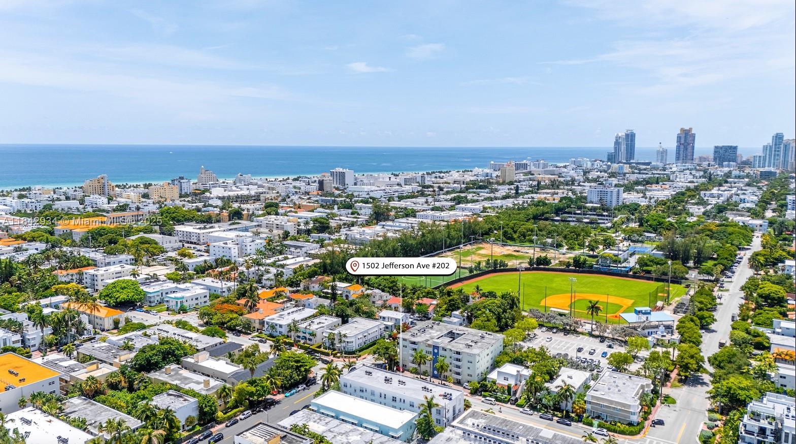 1502 Jefferson Ave 202, Miami Beach, FL, 33139/$375,000 3 1502 Jefferson Ave 202