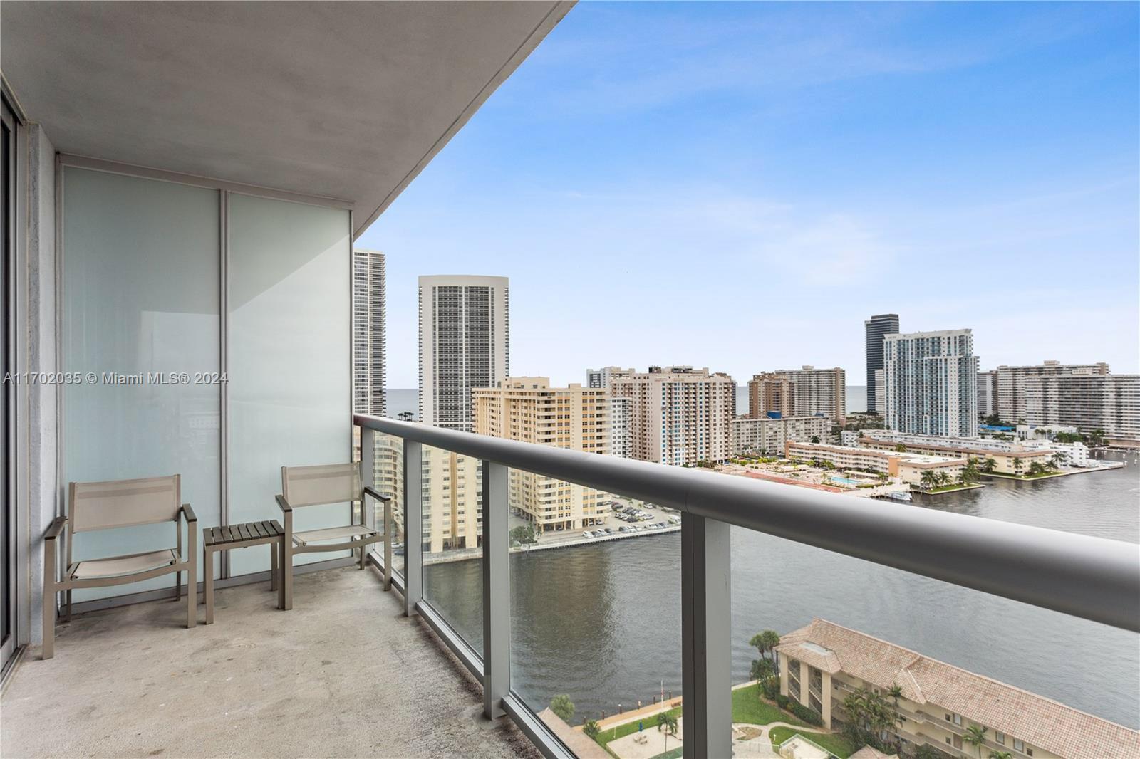 2602 E Hallandale Beach Blvd R1809
