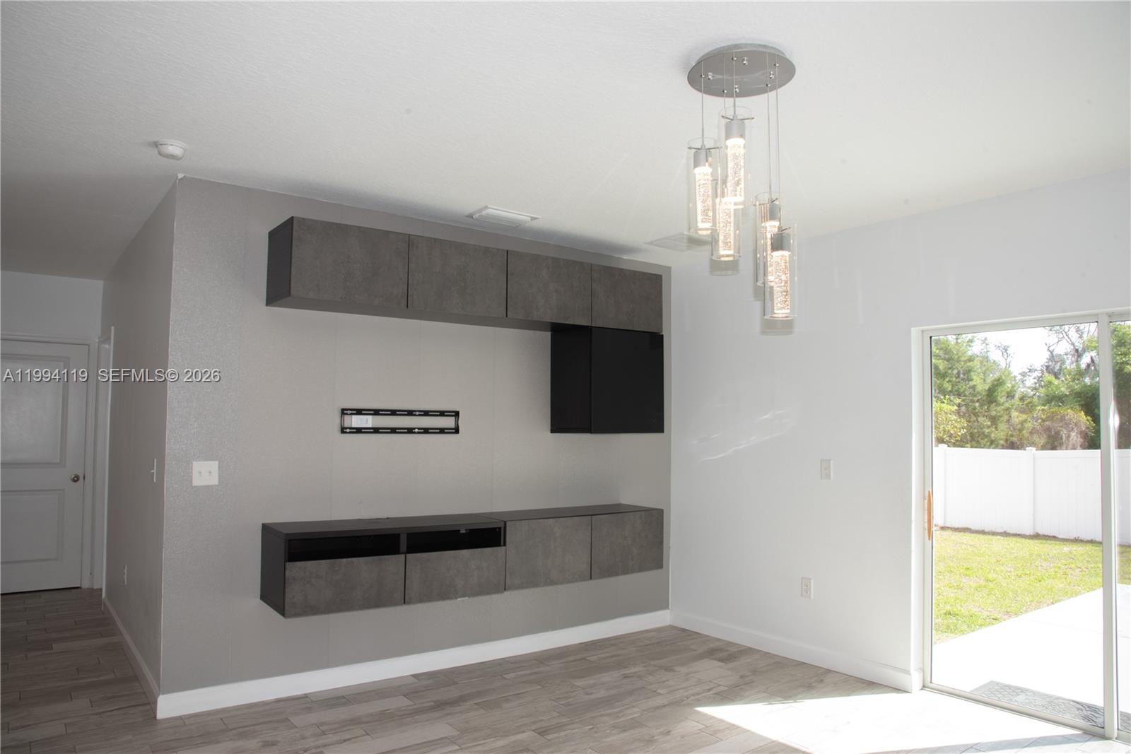 TAHO WOODS - Residential Lease