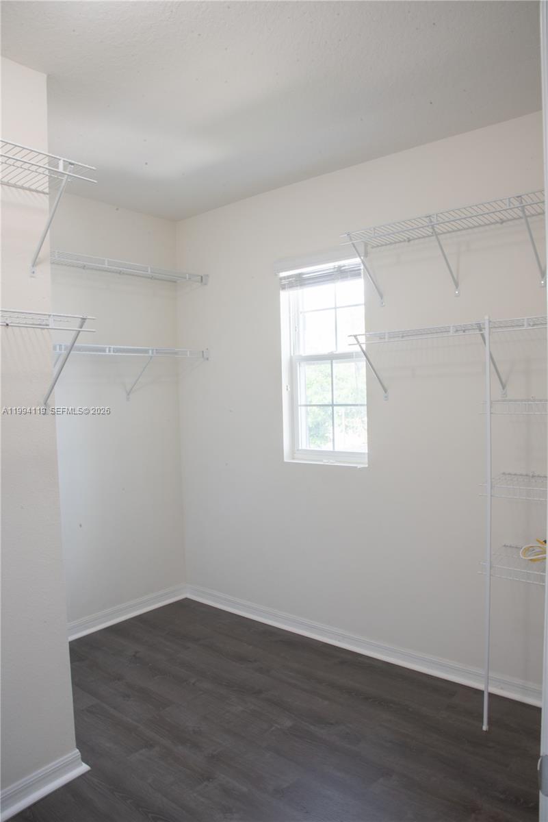 TAHO WOODS - Residential Lease