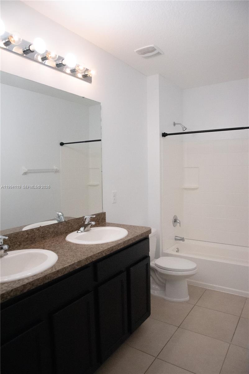 TAHO WOODS - Residential Lease