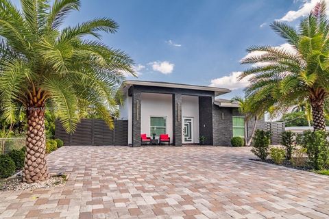 580 Kansas Ave West Palm Beach FL 33406