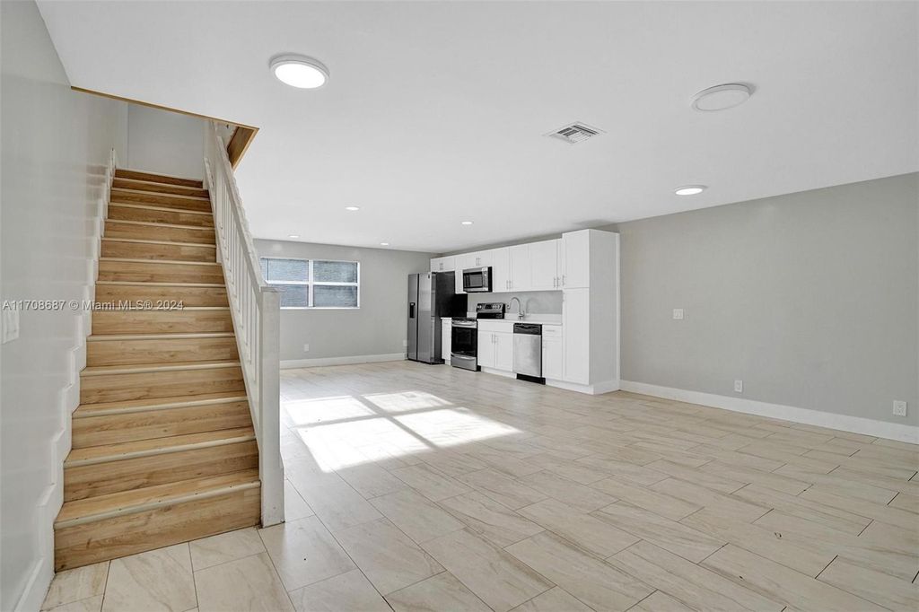 Photo of 242 SW 9th St #2, Dania Beach, FL 33004 (MLS # A11708687)