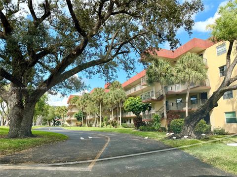 3361 NW 47th Ter 329 Lauderdale Lakes FL 33319