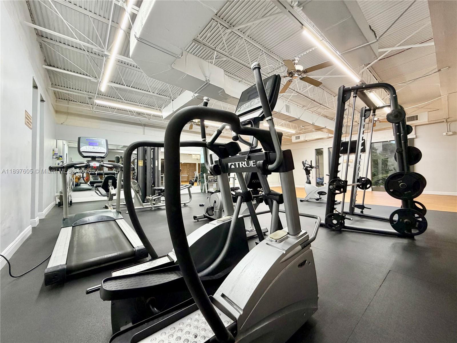 CYPRESS CHASE NORTH NO 1 - Residential