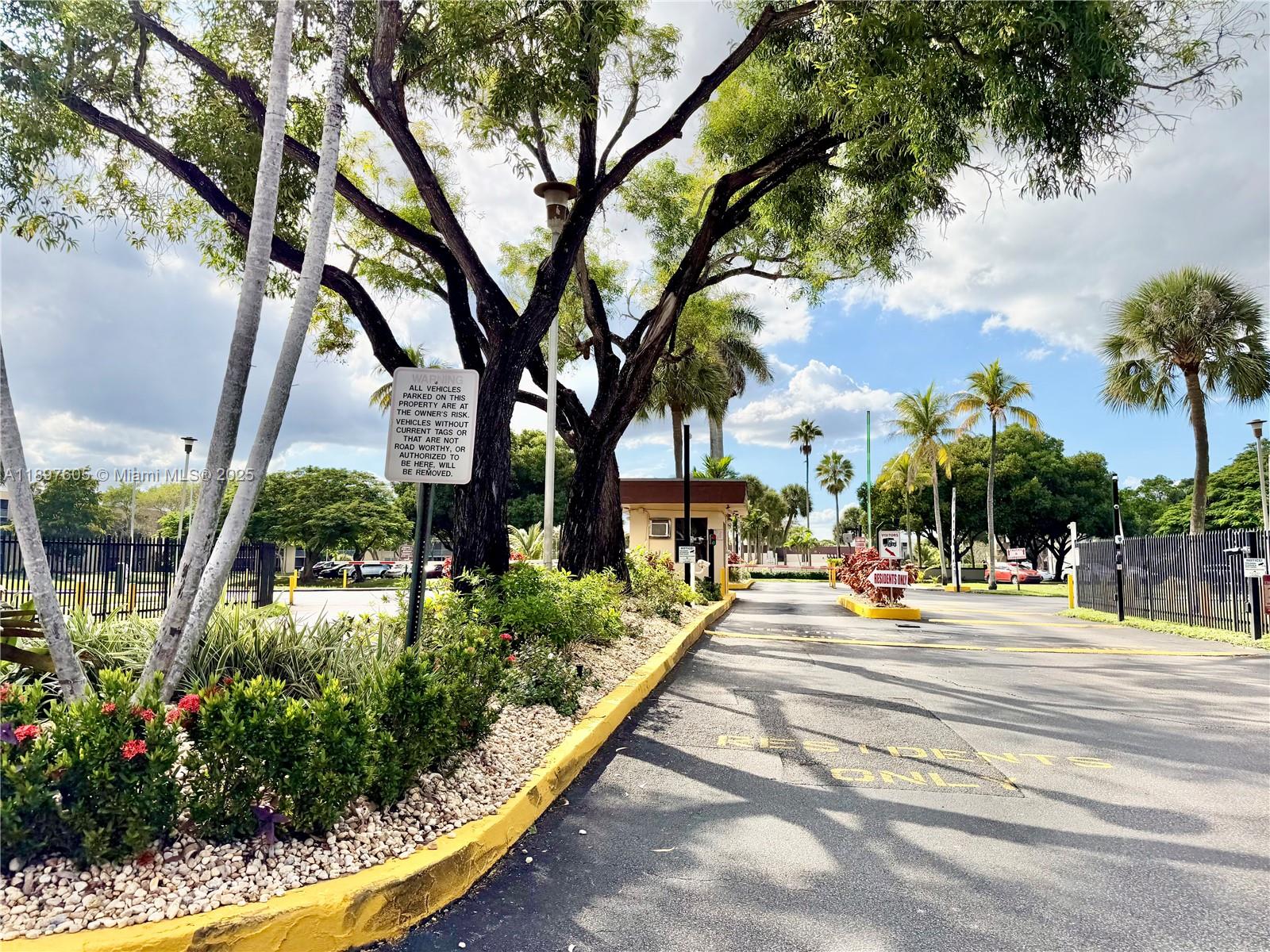 CYPRESS CHASE NORTH NO 1 - Residential