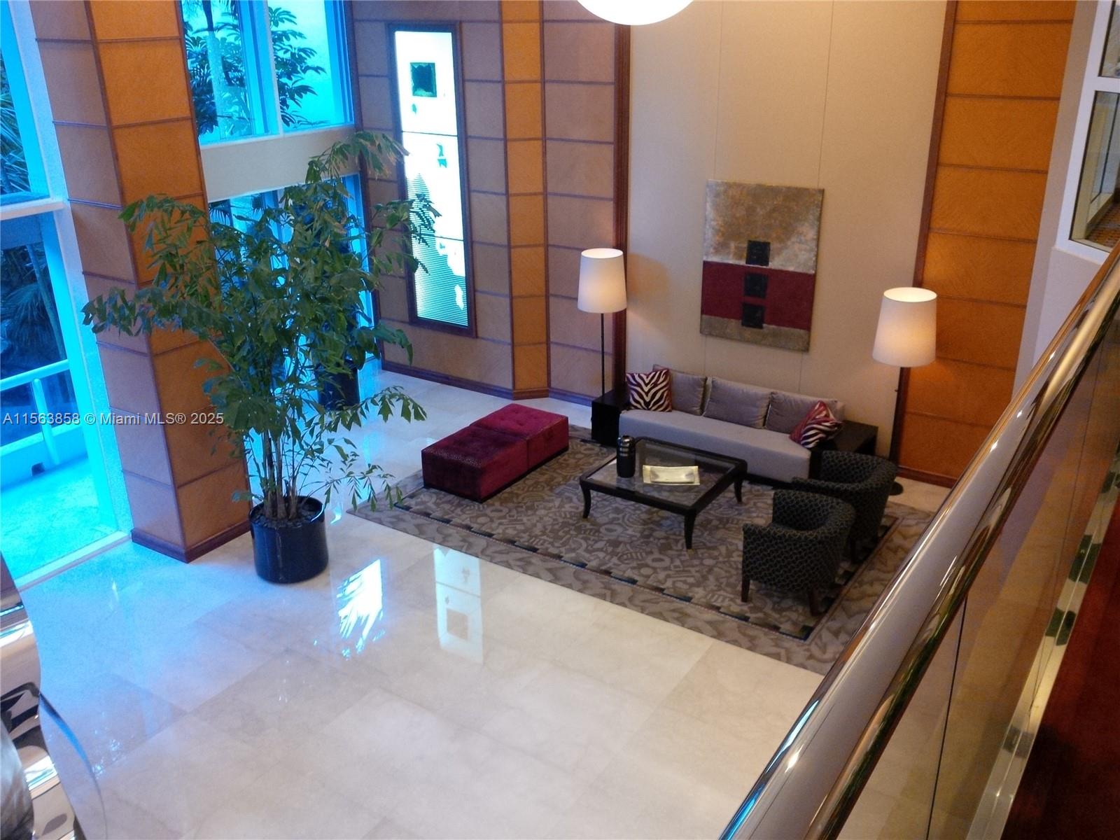 NORTH TOWER AT THE POINT - Residential