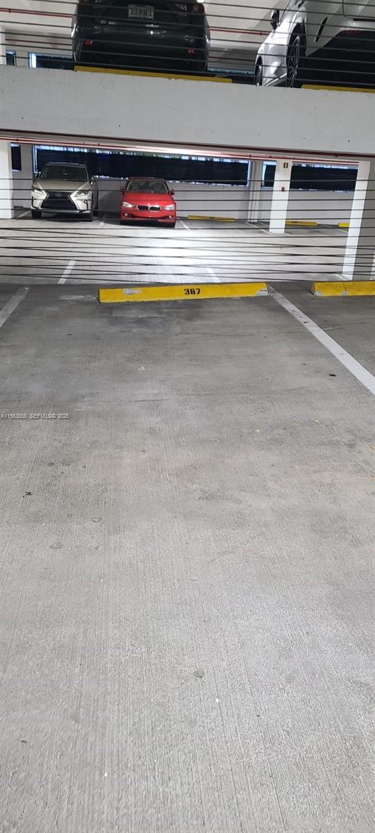 NORTH TOWER AT THE POINT - Residential