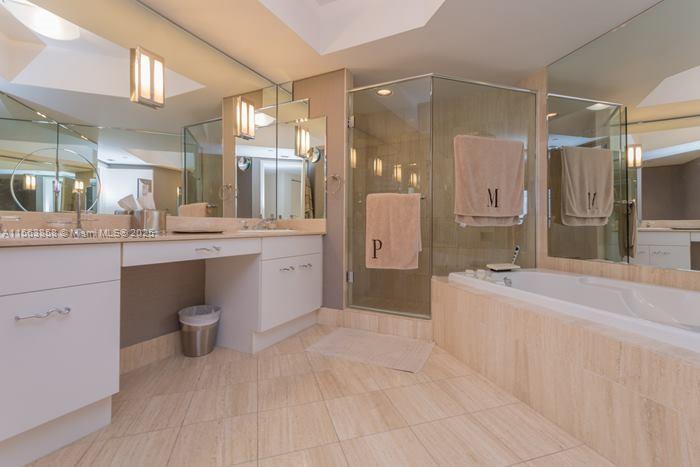 NORTH TOWER AT THE POINT - Residential