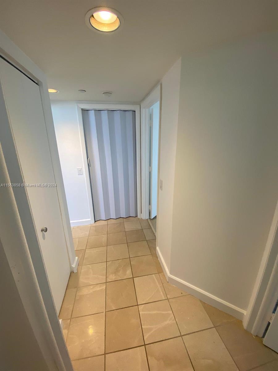 NORTH TOWER AT THE POINT - Residential
