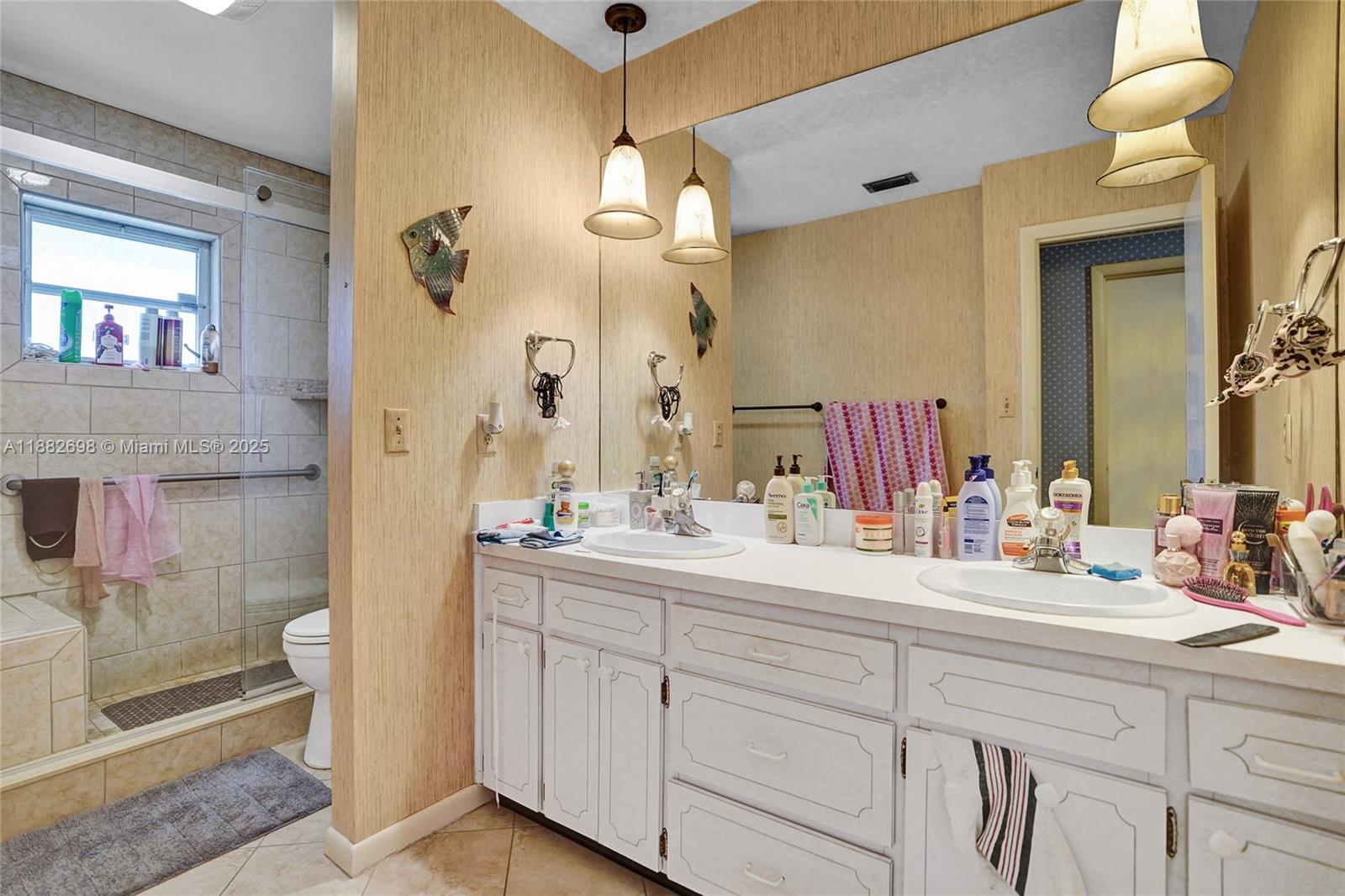 MARAVILLA ESTATES - Residential