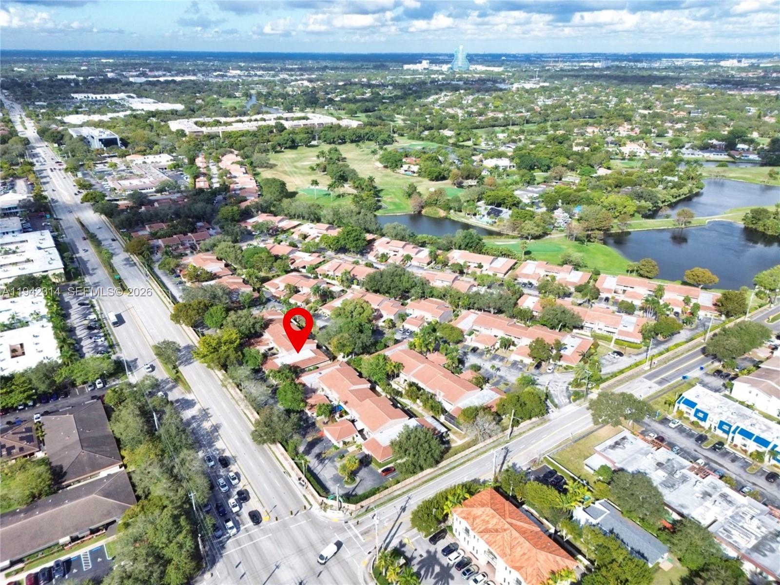 TOWNHOUSES OF EMERALD HIL - Residential