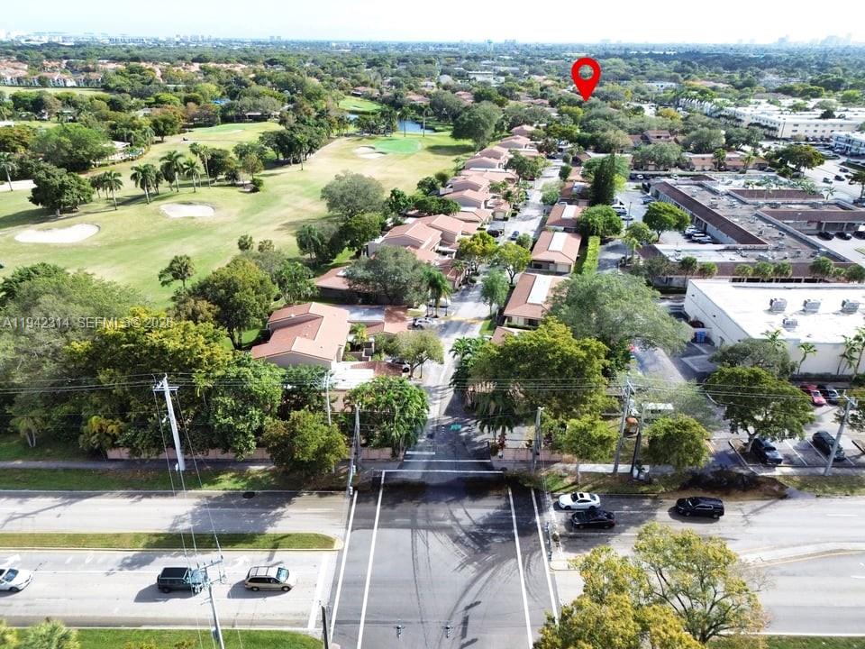 TOWNHOUSES OF EMERALD HIL - Residential