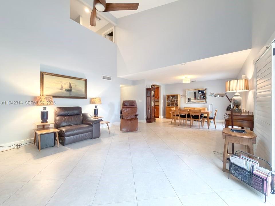 TOWNHOUSES OF EMERALD HIL - Residential