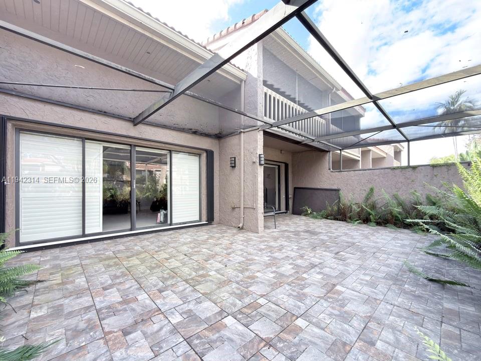 TOWNHOUSES OF EMERALD HIL - Residential