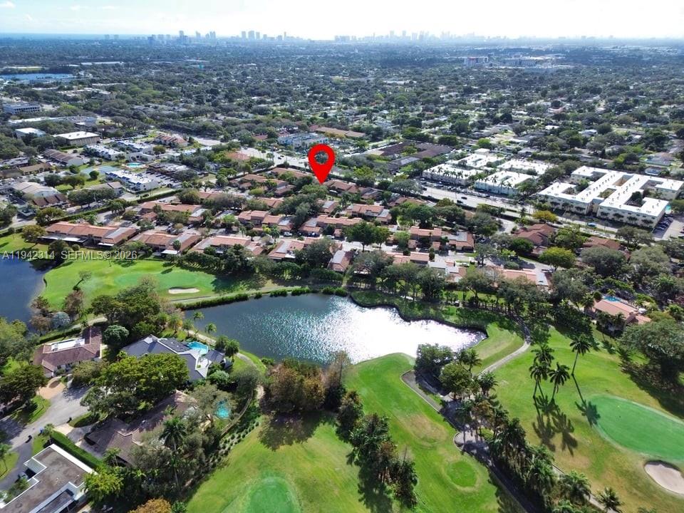 TOWNHOUSES OF EMERALD HIL - Residential