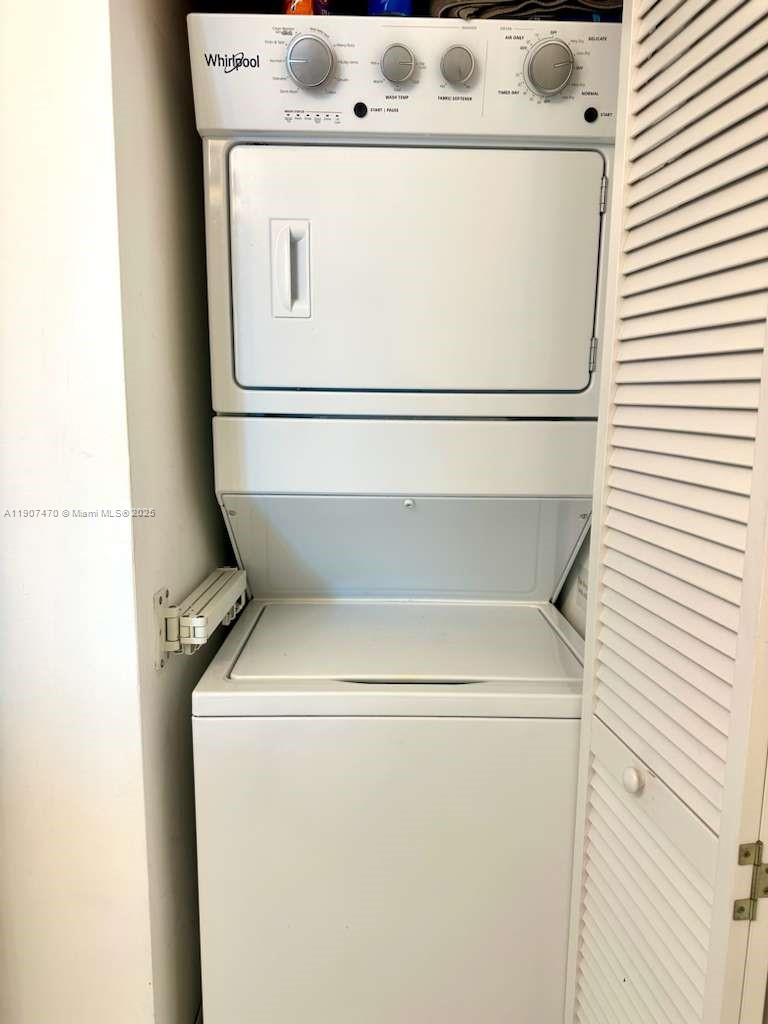 MARINABLUE CONDO - Residential Lease