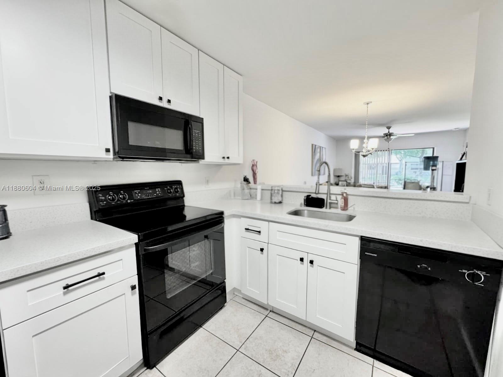 VILLAS DE VENEZIA CONDO - Residential