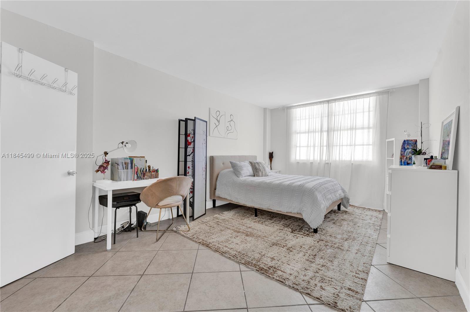 ISLAND PLACE AT NORTH BAY - Residential