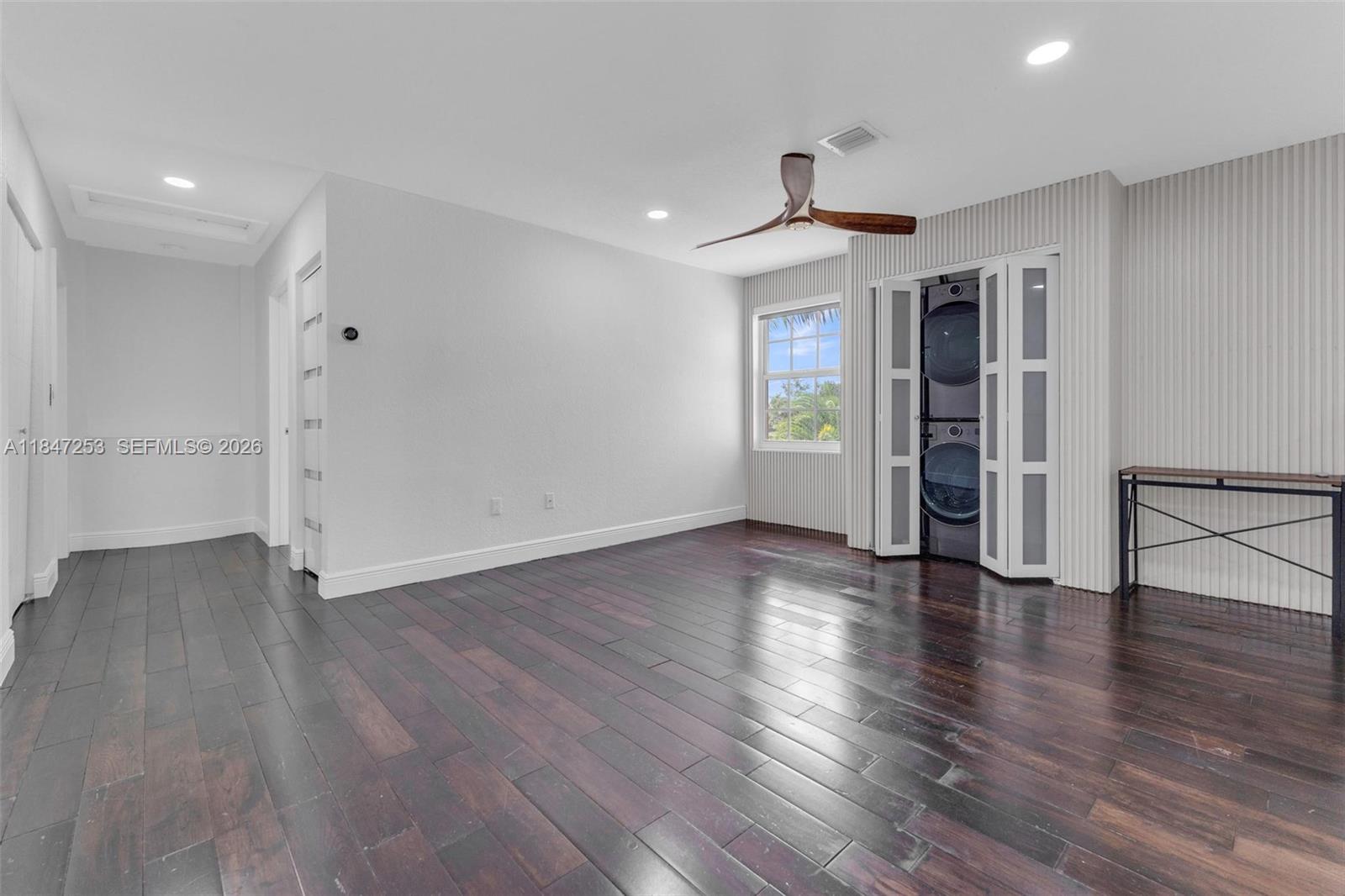 SILVER LAKES PHASE III - Residential