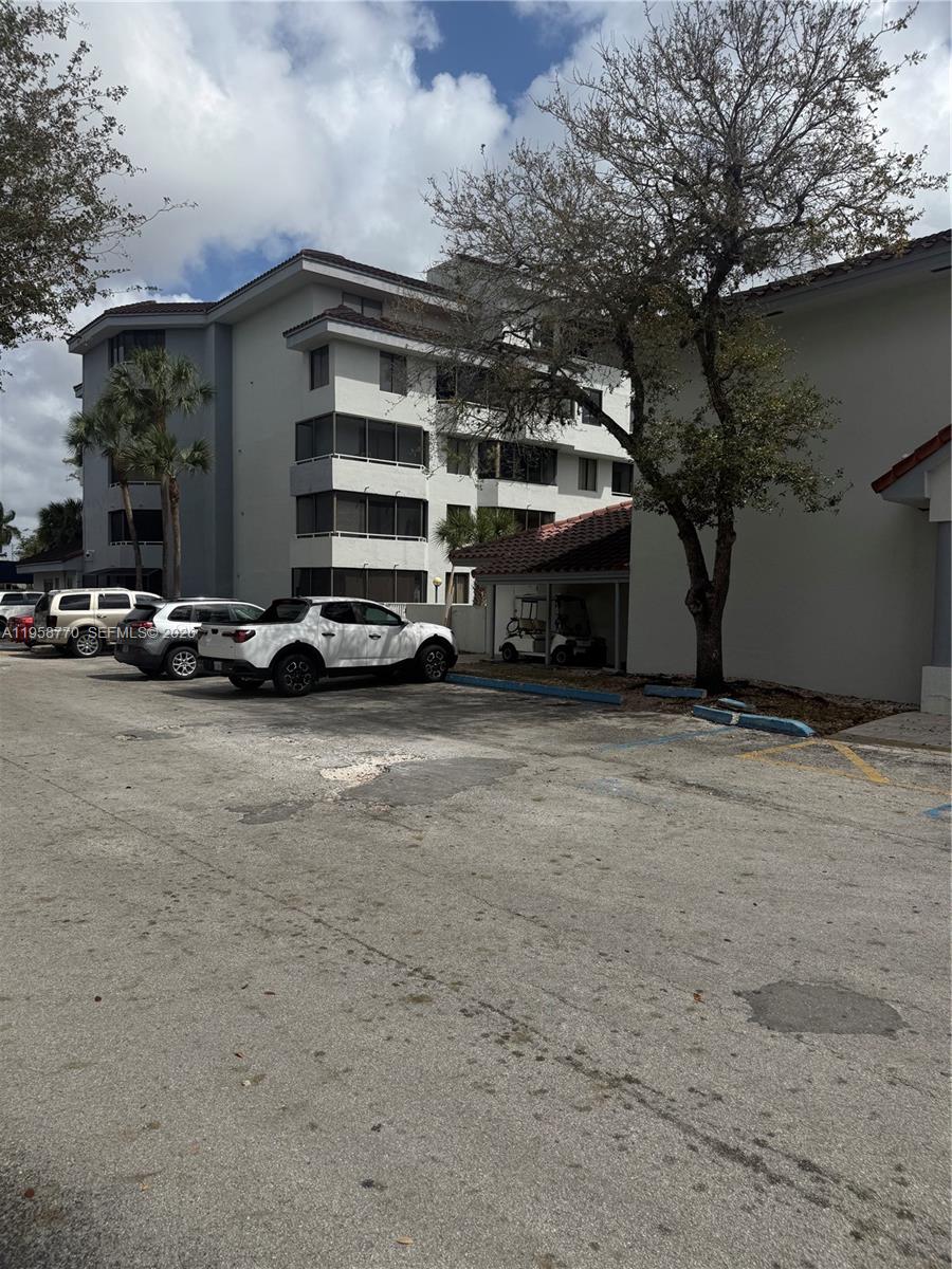 VERABELLA FALLS CONDO - Residential Lease