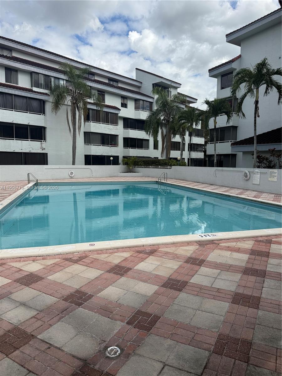 VERABELLA FALLS CONDO - Residential Lease