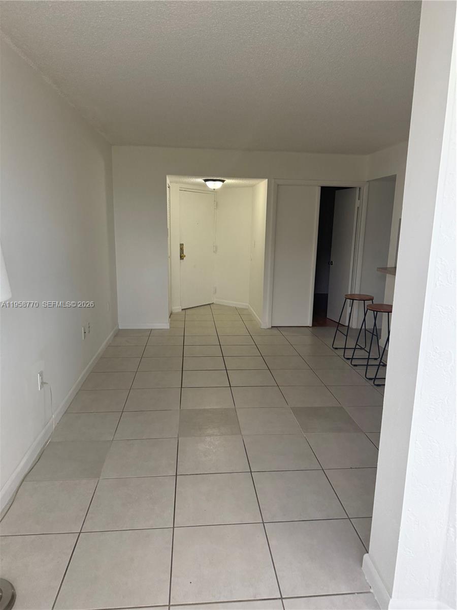 VERABELLA FALLS CONDO - Residential Lease