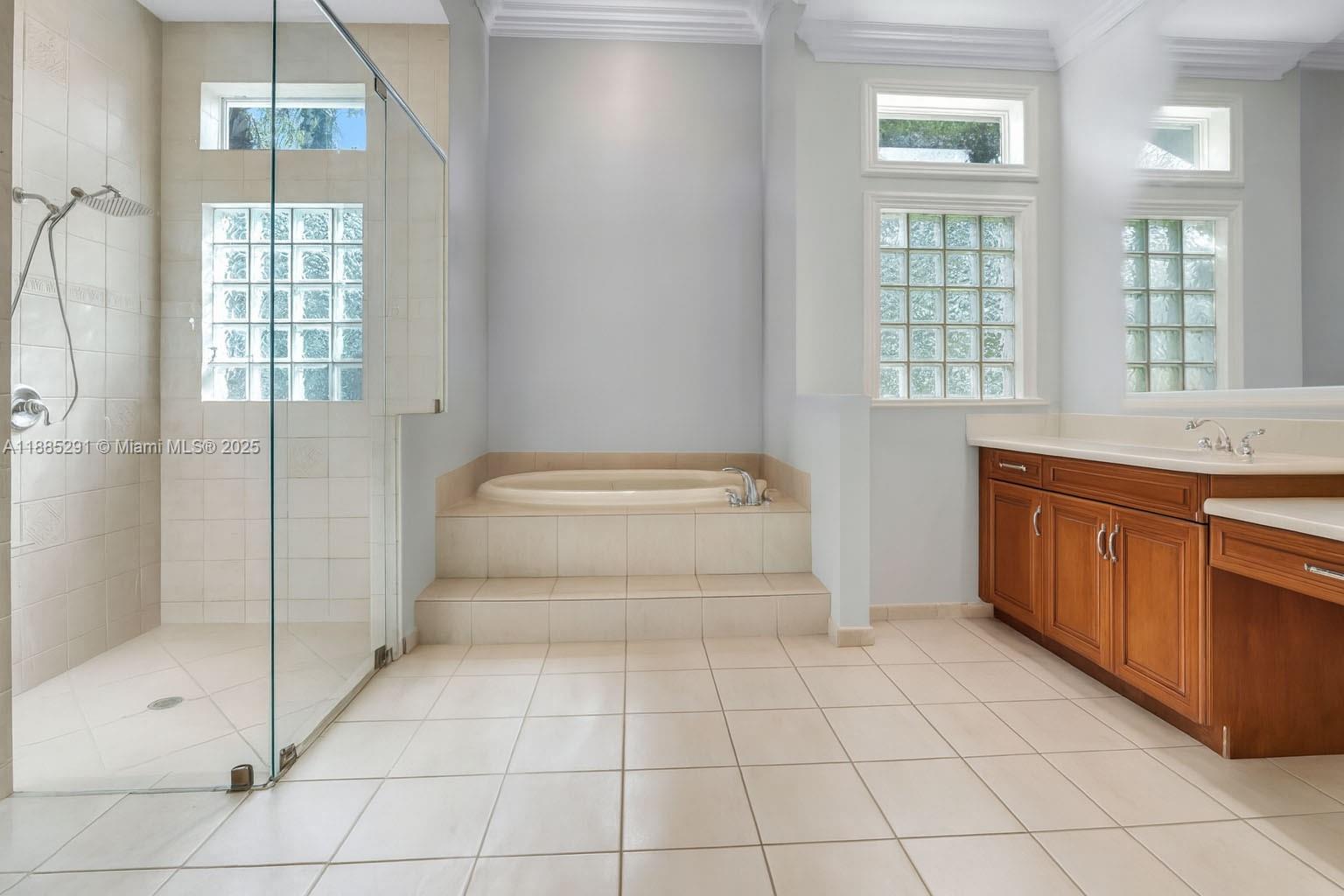 SUNSET LAKES PLAT TWO - Residential