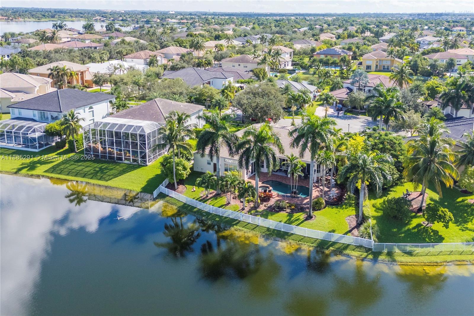 SUNSET LAKES PLAT TWO - Residential