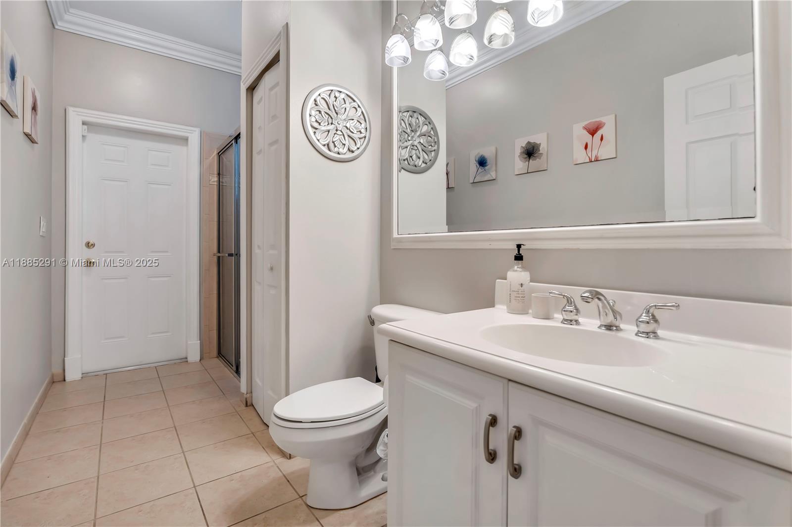 SUNSET LAKES PLAT TWO - Residential