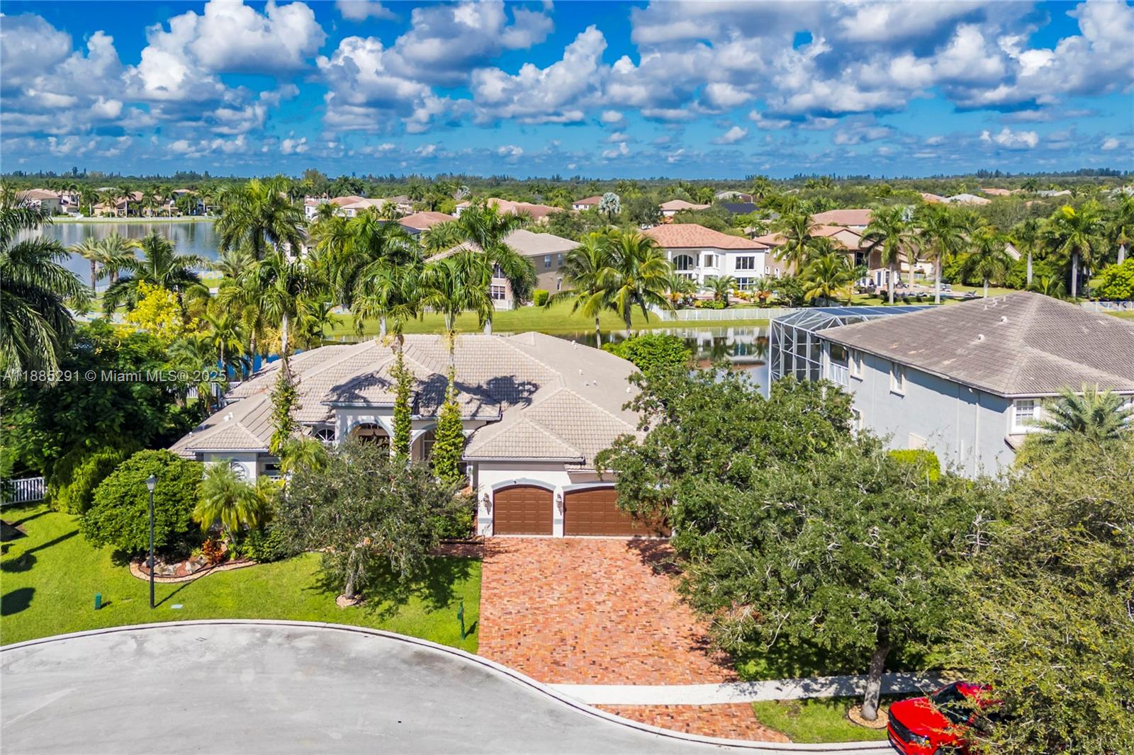 SUNSET LAKES PLAT TWO - Residential