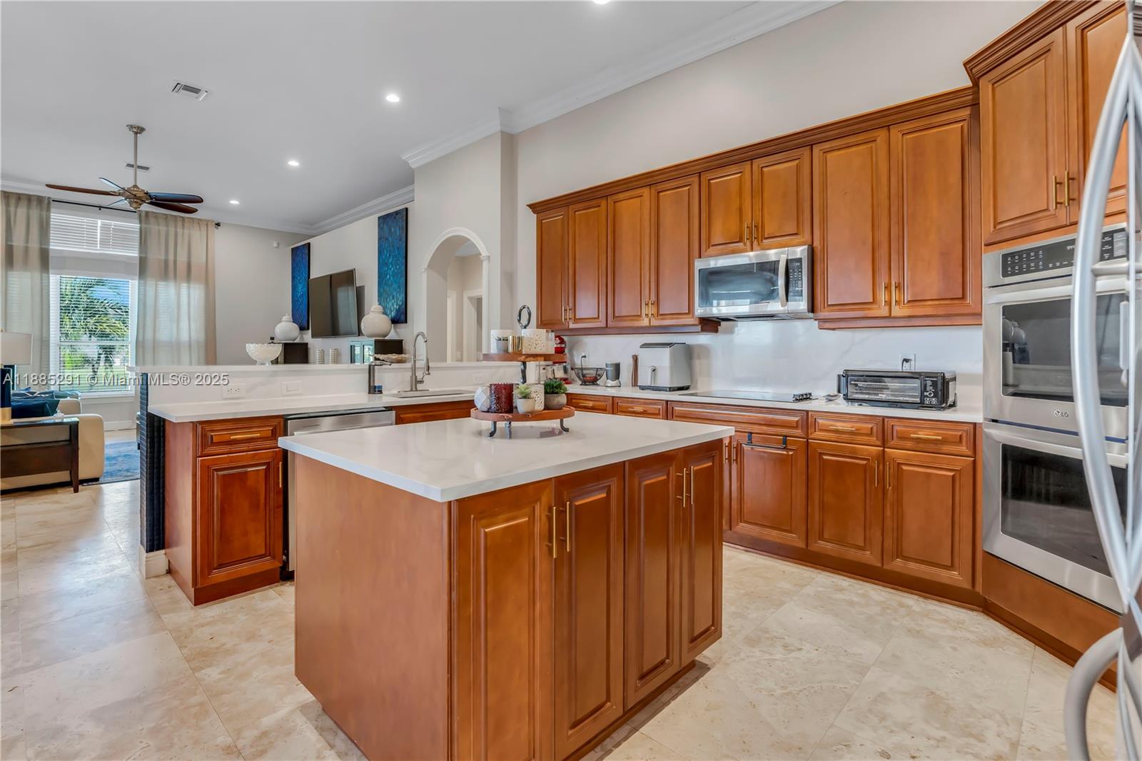 SUNSET LAKES PLAT TWO - Residential