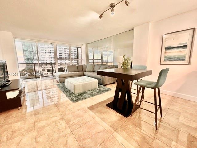 CHARTER CLUB CONDO - Residential