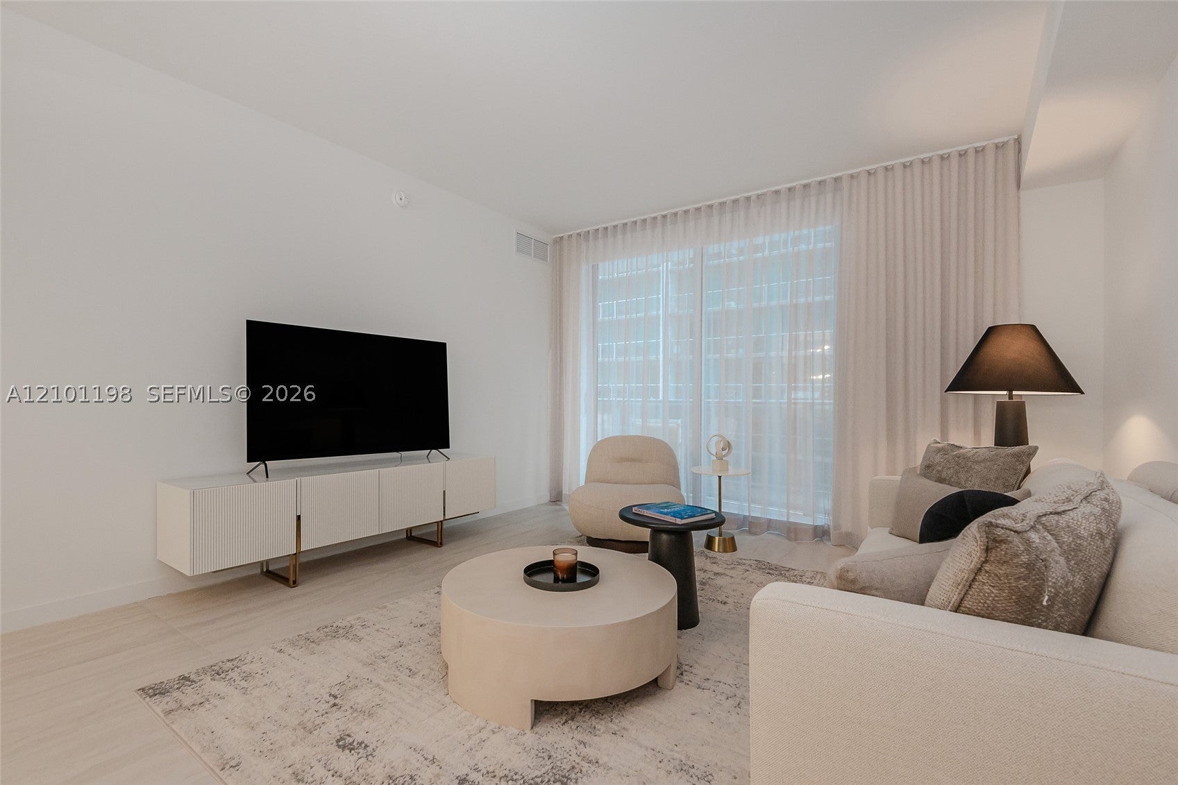 77 SE 5th St 2208