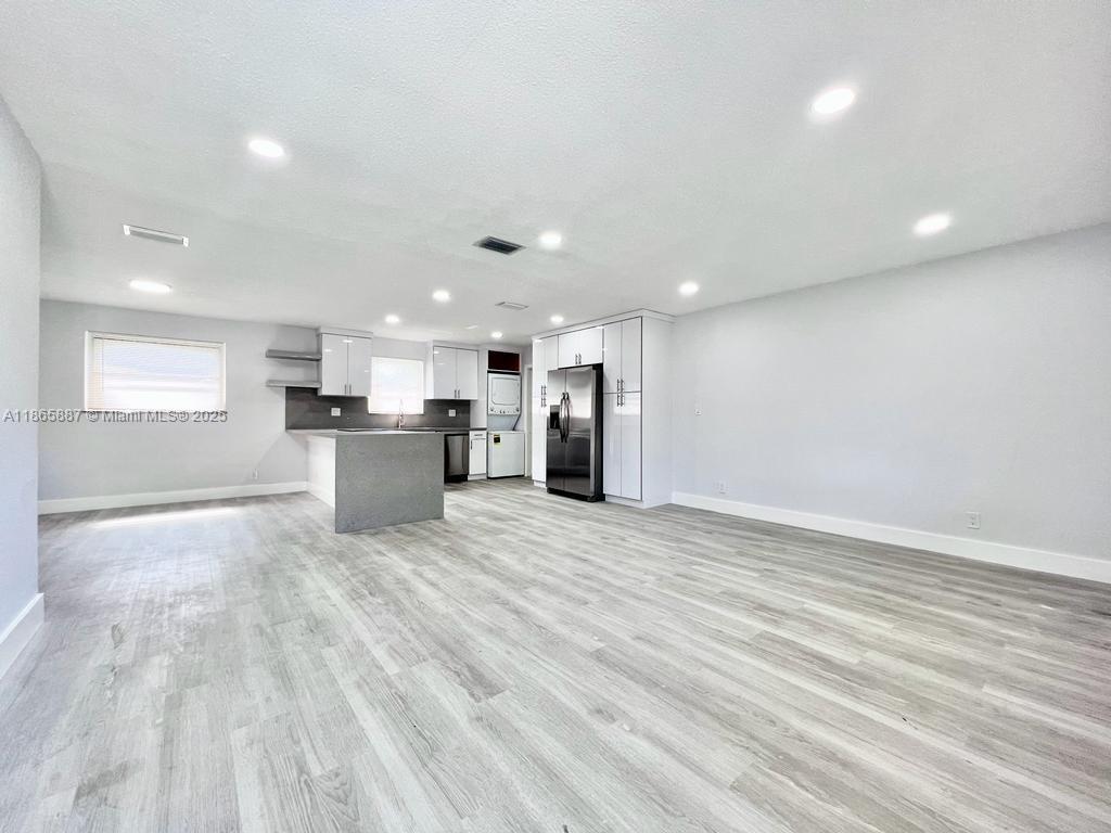 GEORGETOWN 4 CONDO - Residential Lease