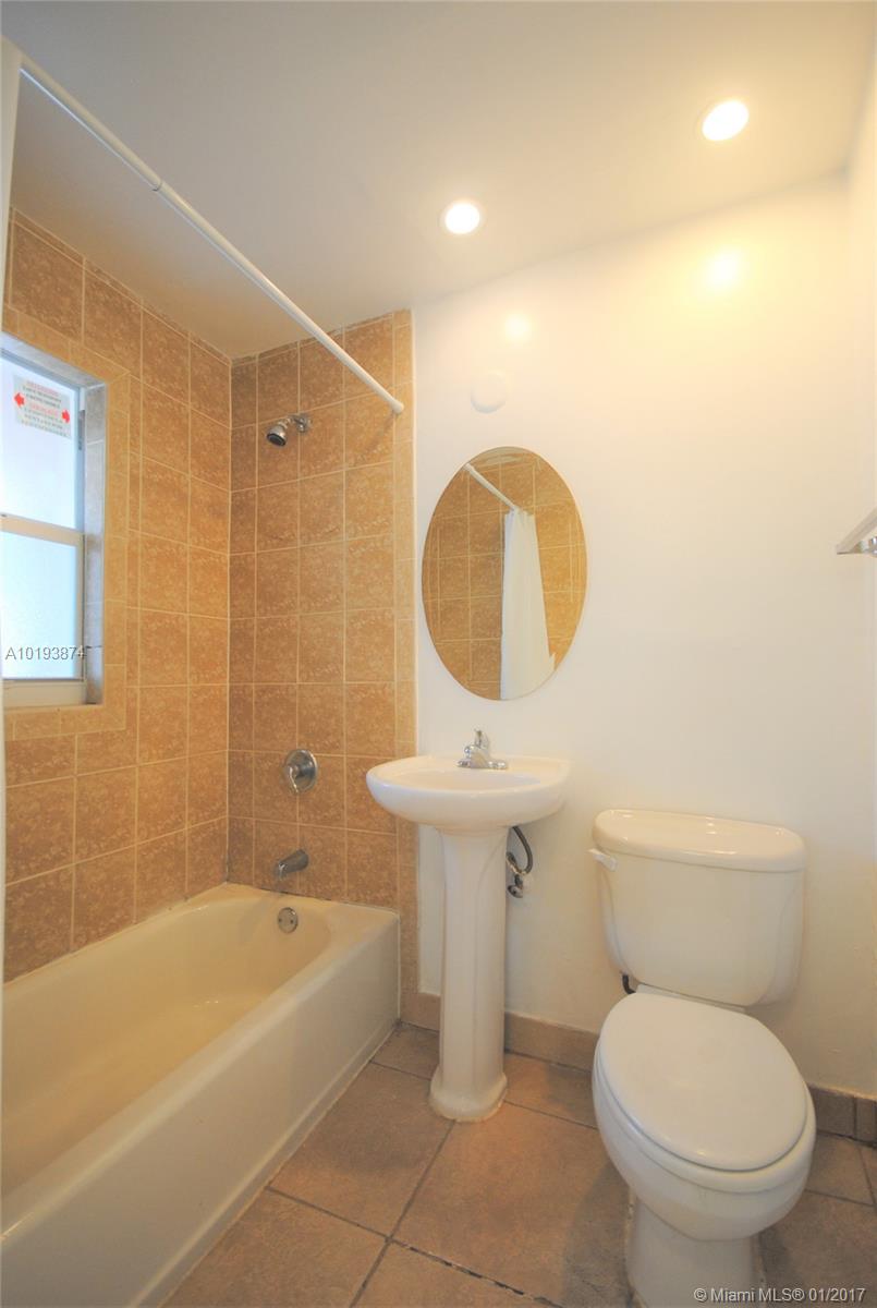 Marseilles Condo - Residential Lease