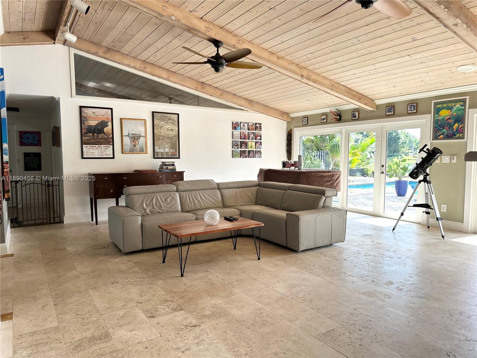 DAVIDE ISLES - Residential Lease