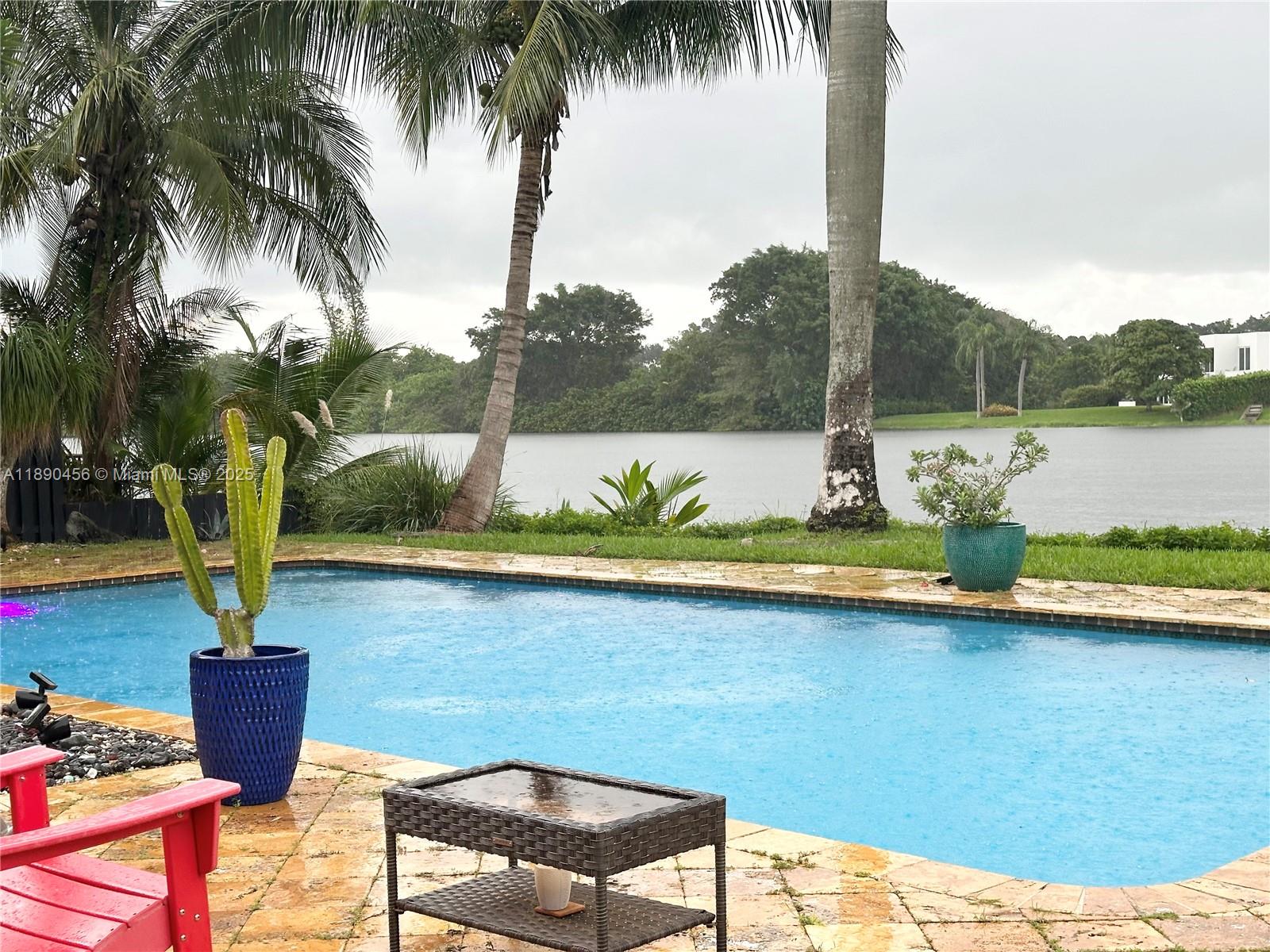 DAVIDE ISLES - Residential Lease