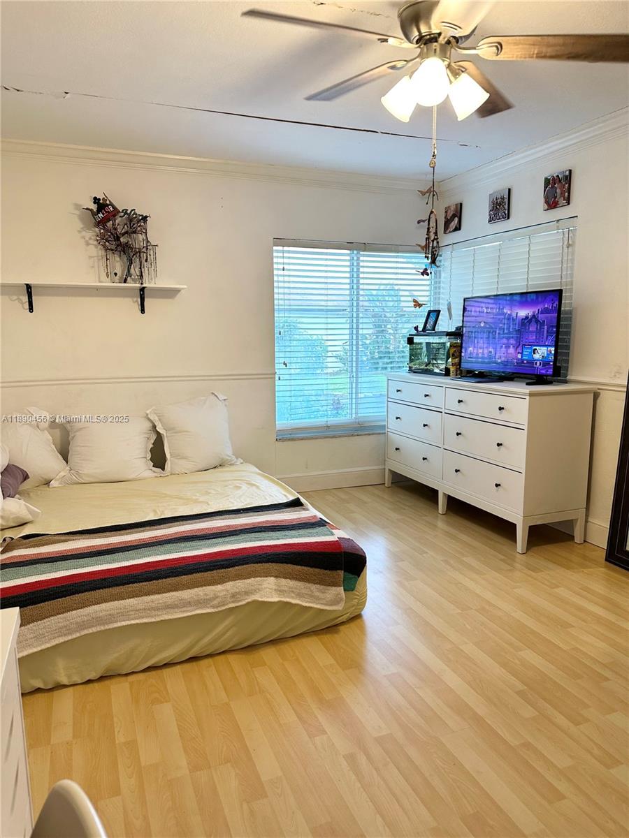 DAVIDE ISLES - Residential Lease