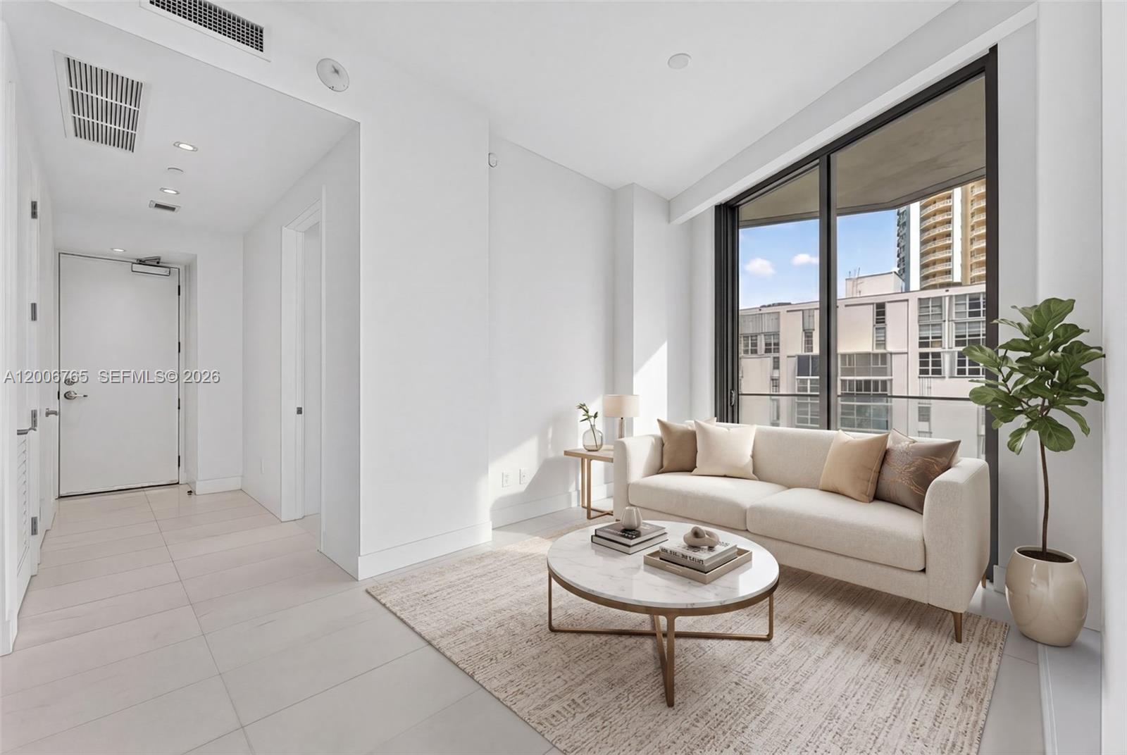 UNA RESIDENCES - Residential