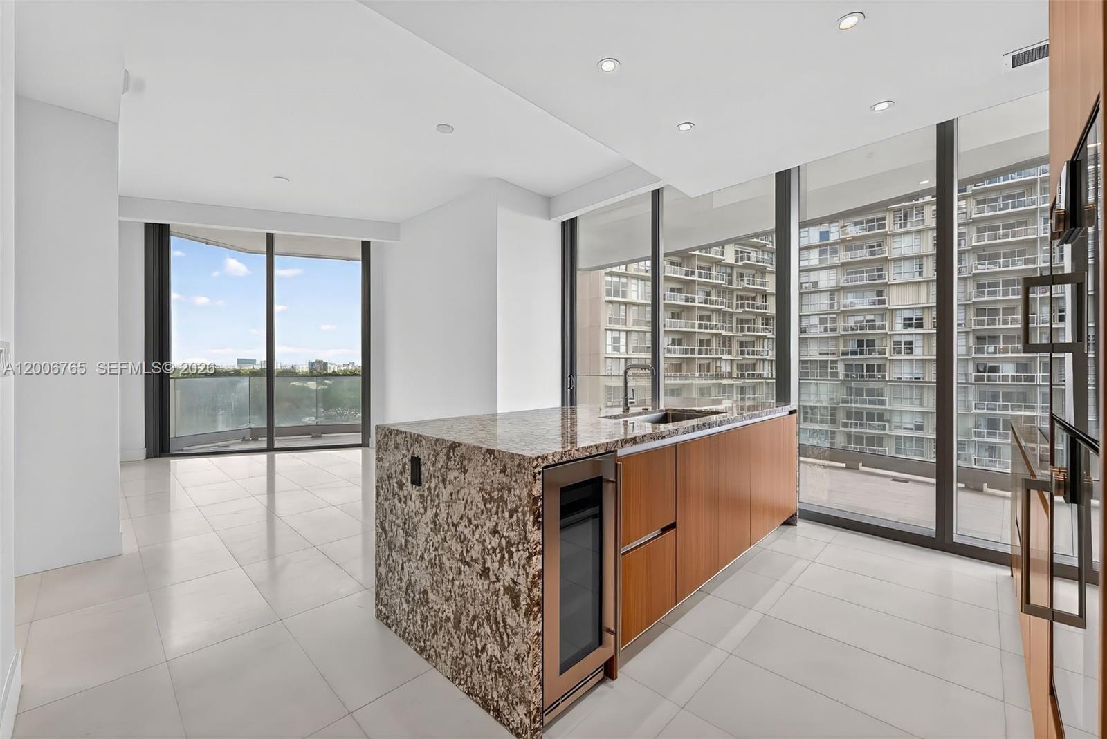 UNA RESIDENCES - Residential