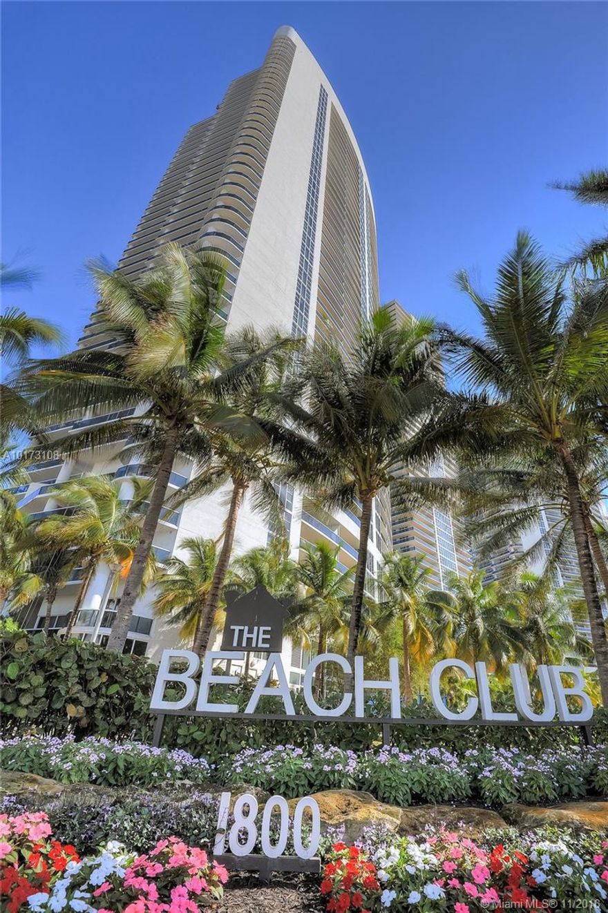 ENJOY RESORT STYLE LIVING IN THIS SPACIOUS 3 BED, 3 FULL BATH UNIT WITH SPECTACULAR DIRECT OCEAN VIEWS FROM ALL ROOMS. THIS UNIT FEATURES MARBLE FLOORS, CUSTOM DOORS, CROWN MOLDINGS, BUILT IN CLOSETS. WASHER AND DRYER IN UNIT. MASTER BATH HAS JACUZZI AND DUAL KOHLER SINKS. COMPLEX FEATURES FIVE POOLS, FULL SPA, BEACH SERVICE, RESTAURANT WITH FULL BAR, STATE OF THE ART 2-STORY GYM, SECURITY AND VALET 24 HRS!